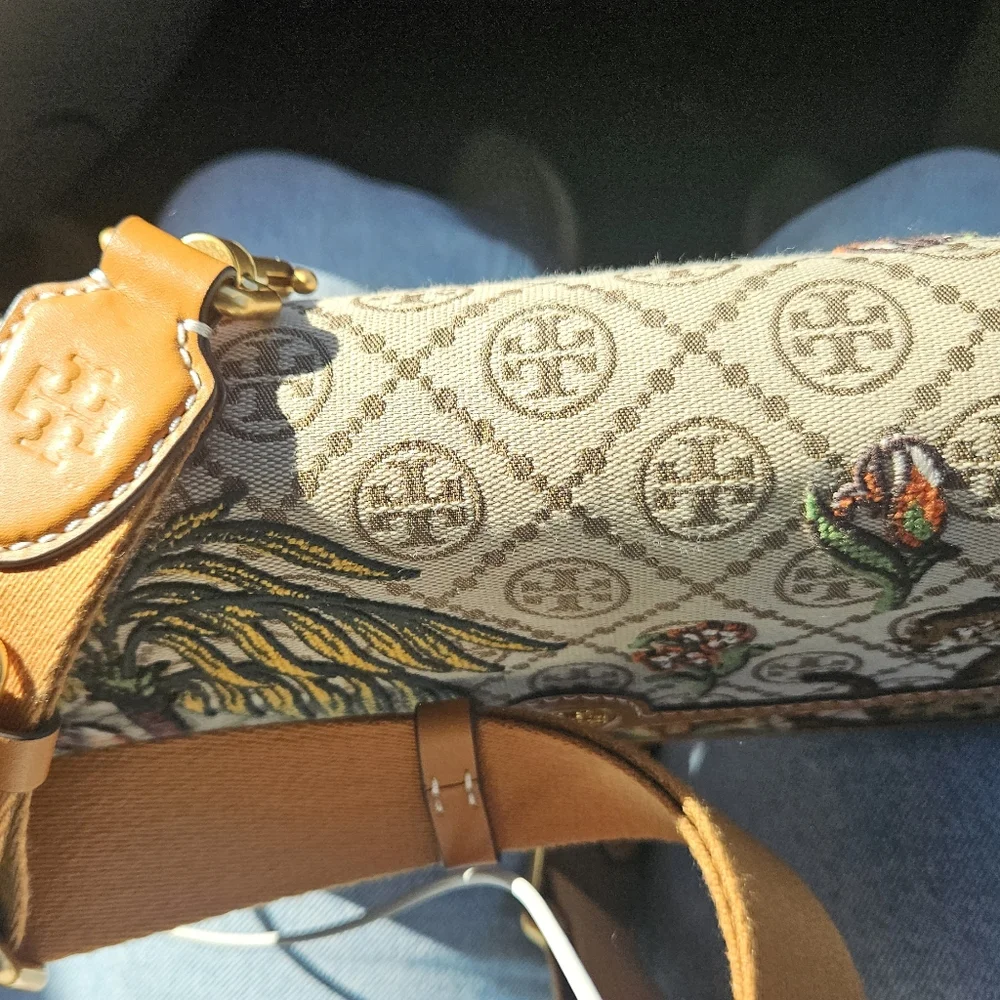 Tory Burch RARE! RARE!🔥🔥 Women's T Monogram Jacquard Embroidered Shoulder Bag - Picture 6 of 9